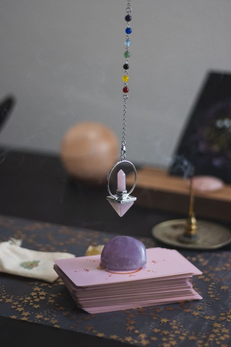 Voyance par pendule divinatoire